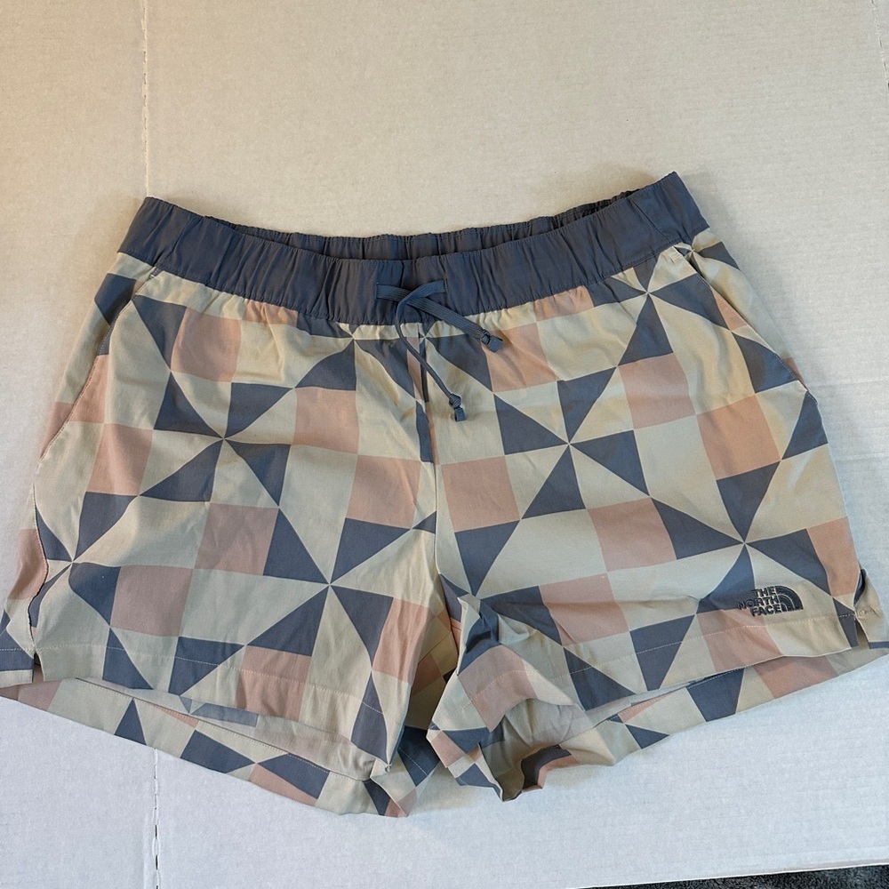 The North Face Athletic Shorts Gray and Tan Lightweight Design